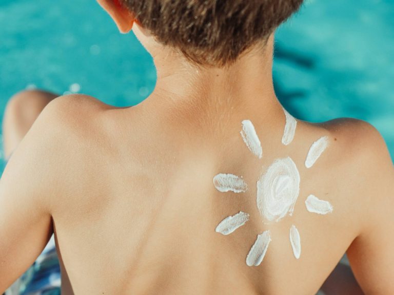 Kids Sunscreen - How to Easily Reapply During Play Time